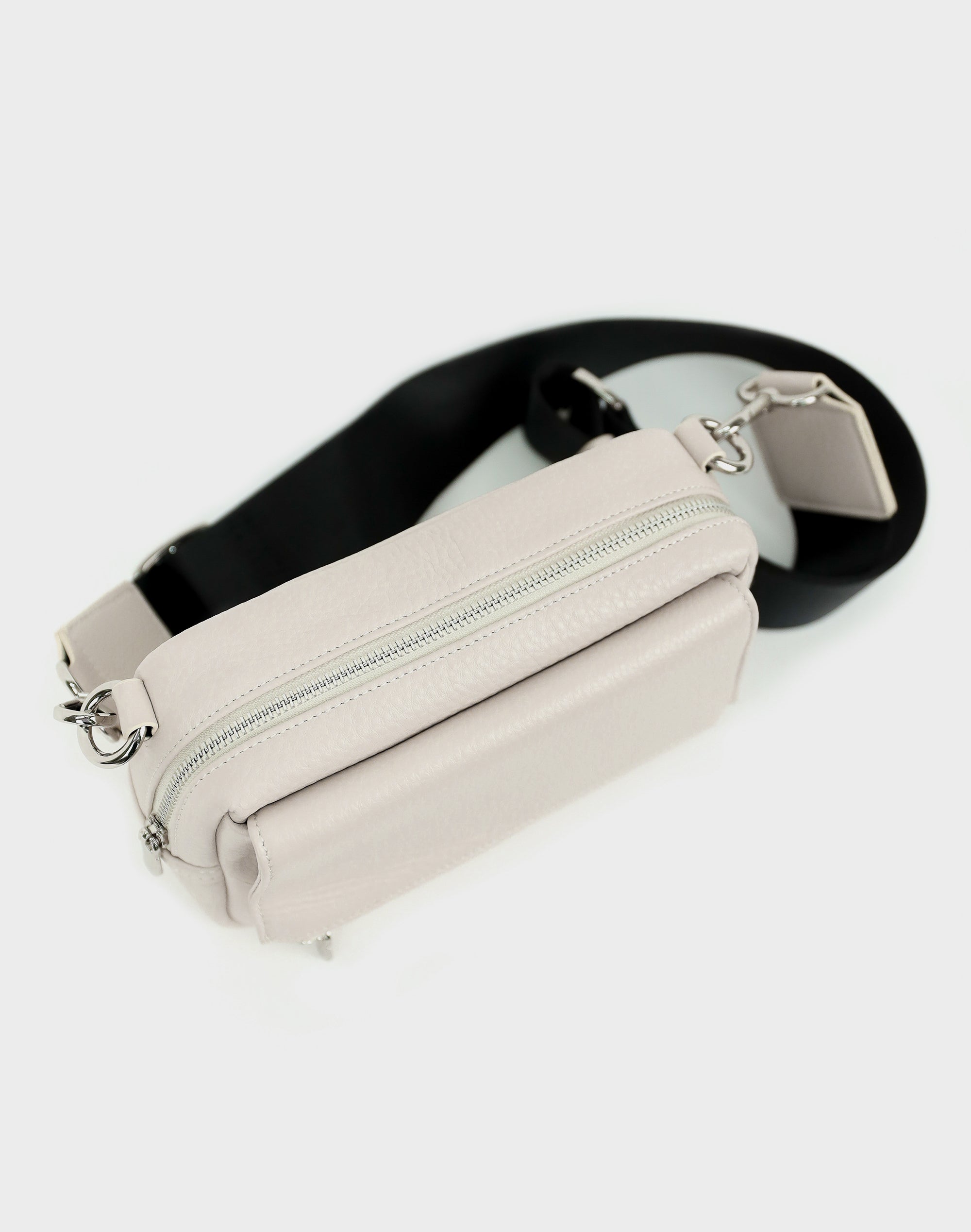 Whistles discount camera bag