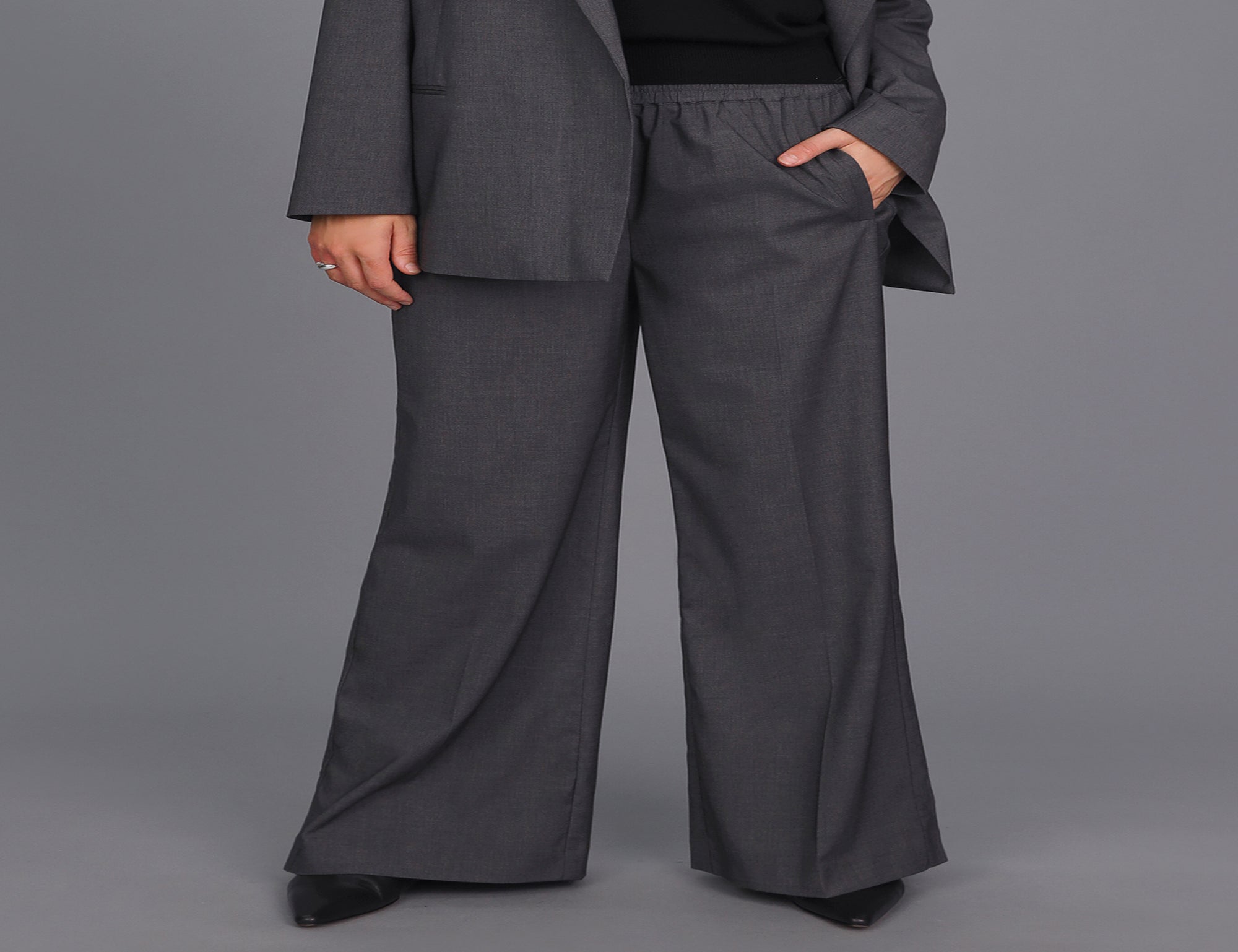 Relaxed Charcoal Wide Leg Pant