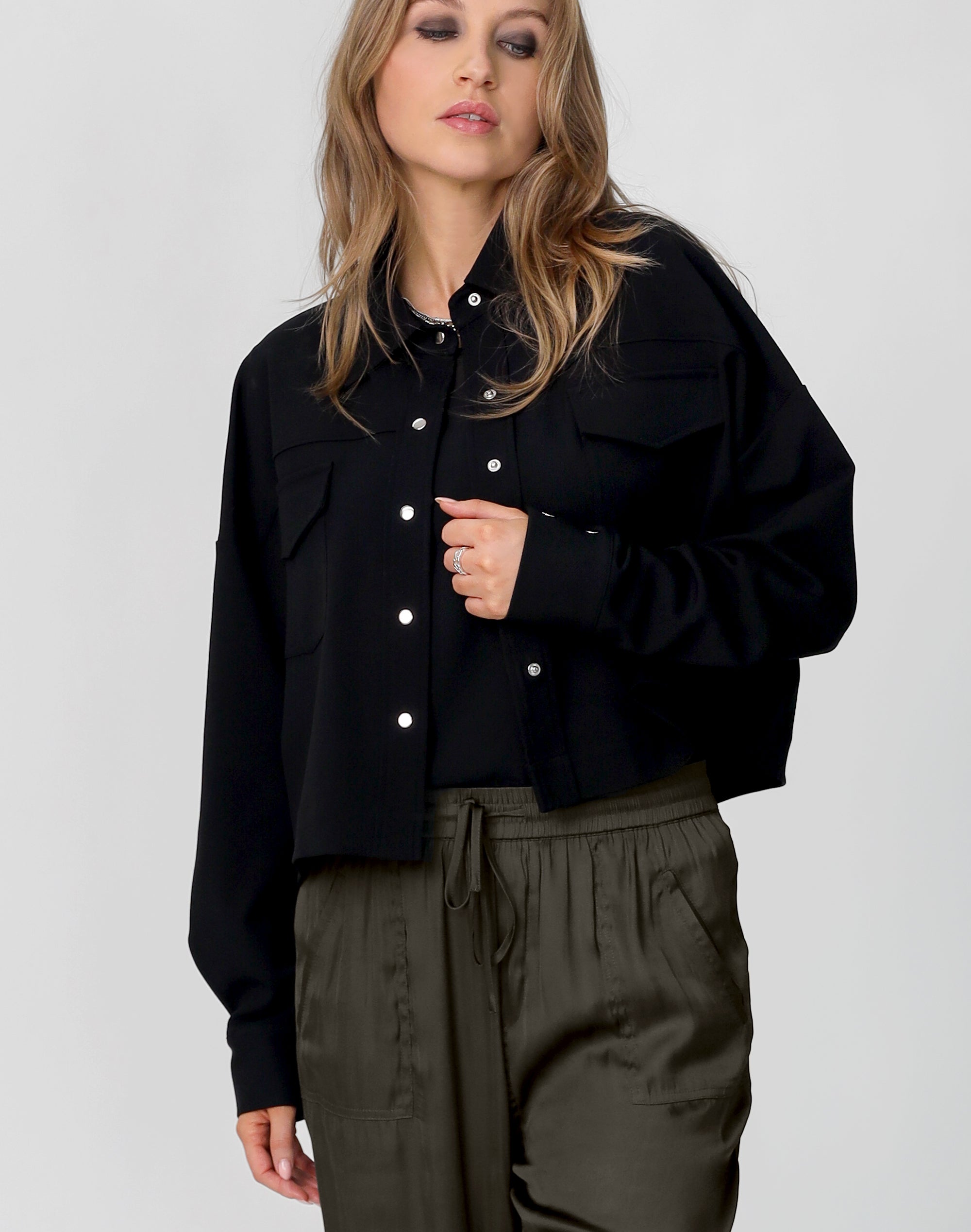 Black cropped shacket hotsell