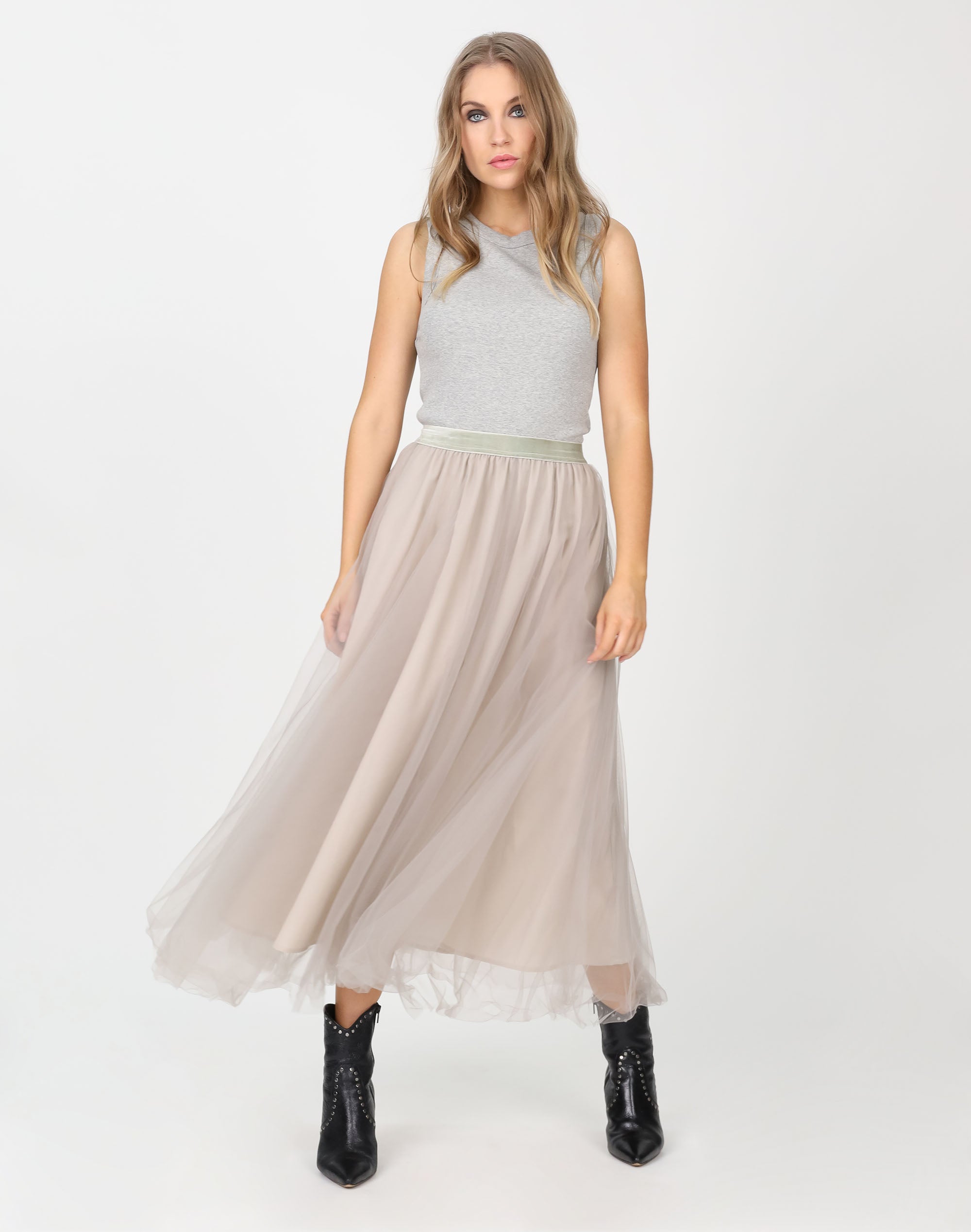 layered mesh skirt
