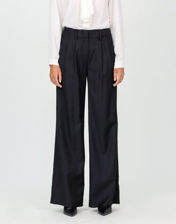 Pants - Women's Clothing - Storm