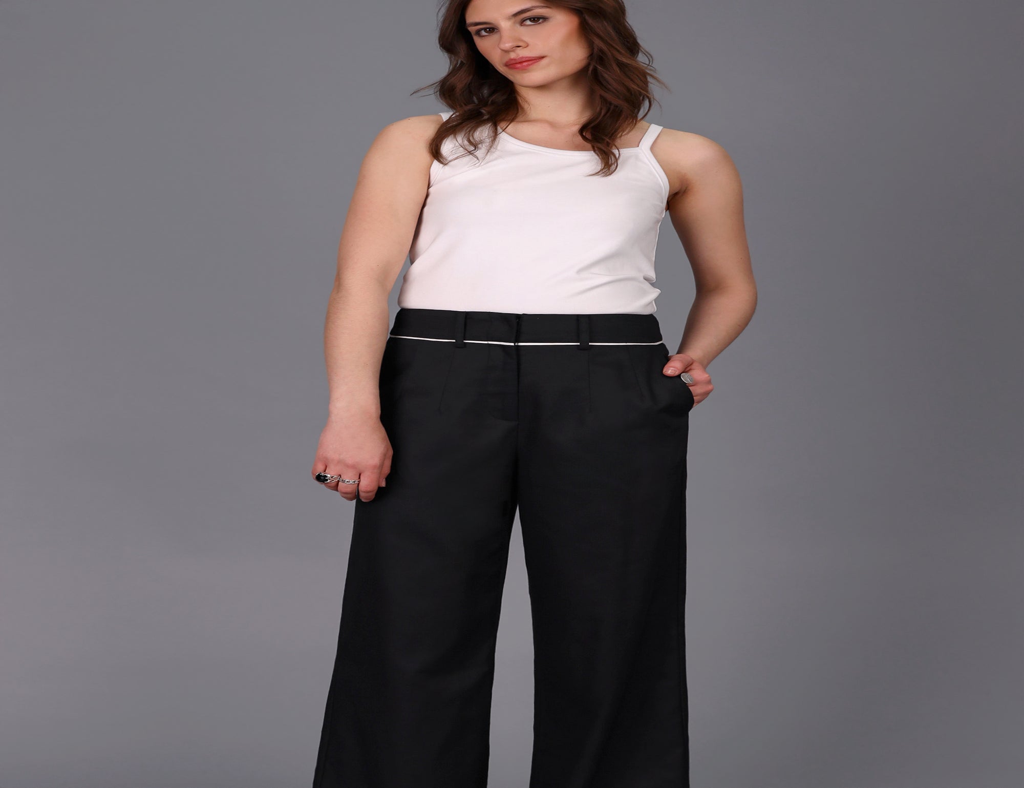 Wide Leg Tailored Trouser